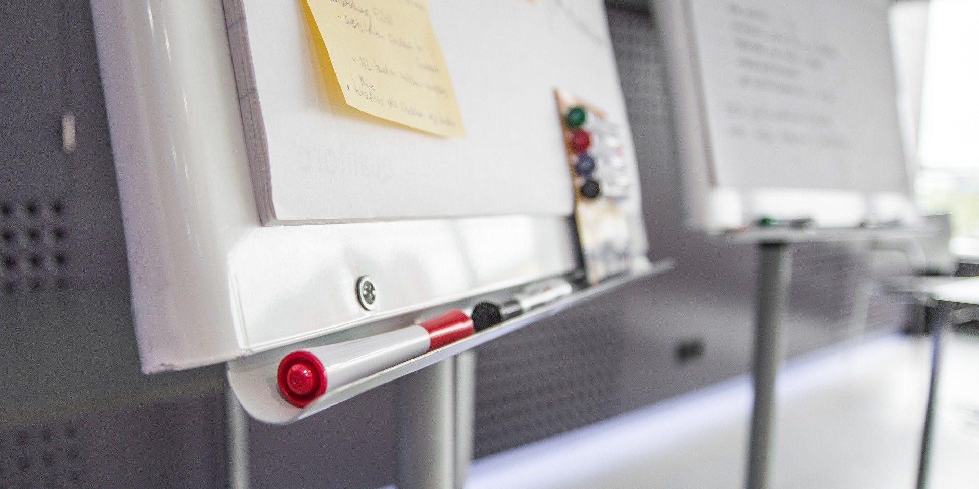 board-g1a314bbd8_1920